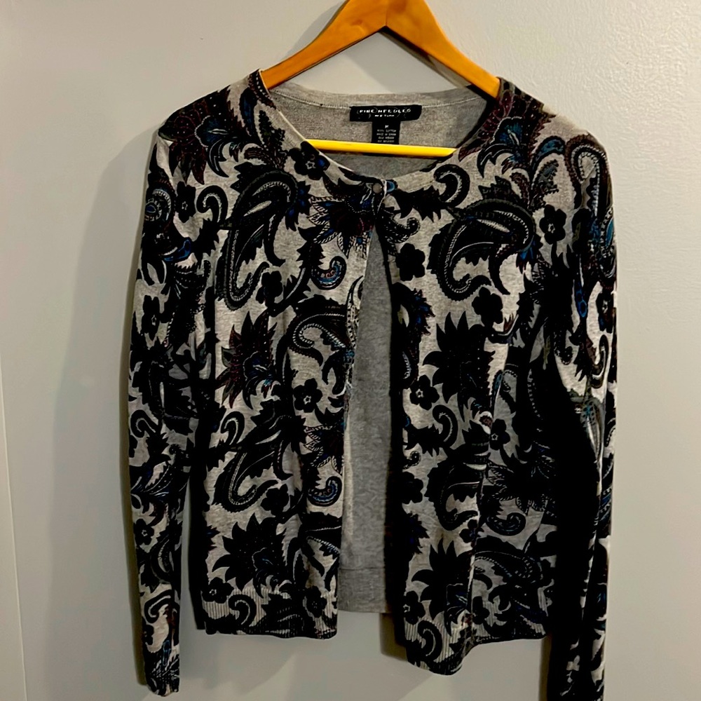 Paisley Print cardigan Sweater size Medium